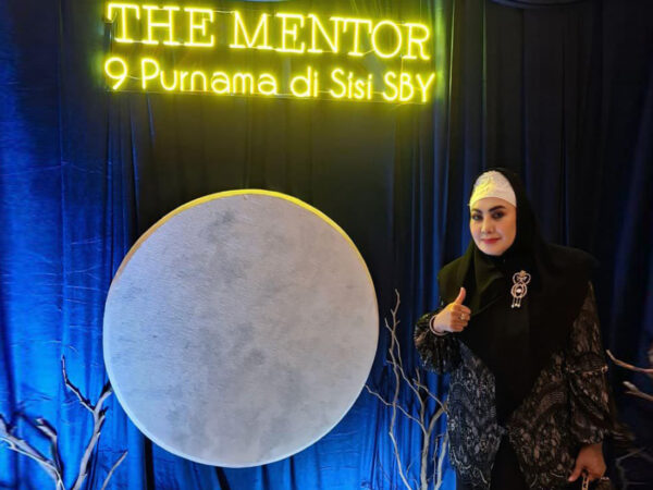 Menghadiri Peluncuran Buku “The Mentor” 9 Purnama di Sisi SBY karya Merry Riana