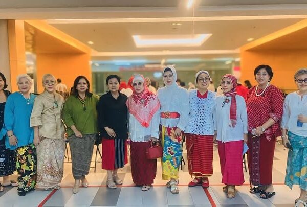 Rapat bersama KCBI (Komunitas Cinta Berkain Indonesia)